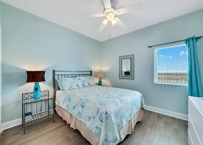 Lighthouse Apartment *