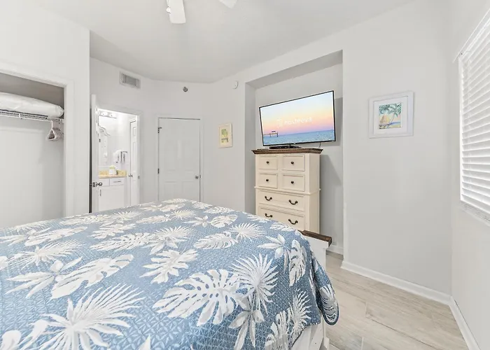 Lighthouse Apartment