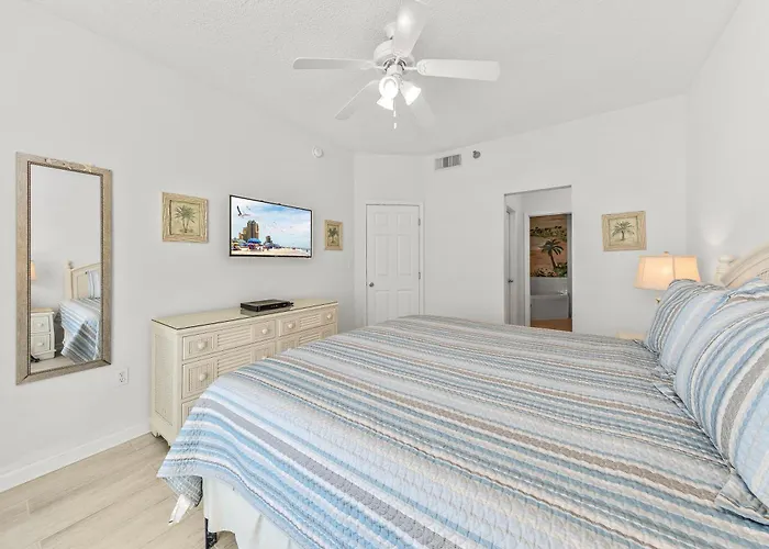 Lighthouse Apartment